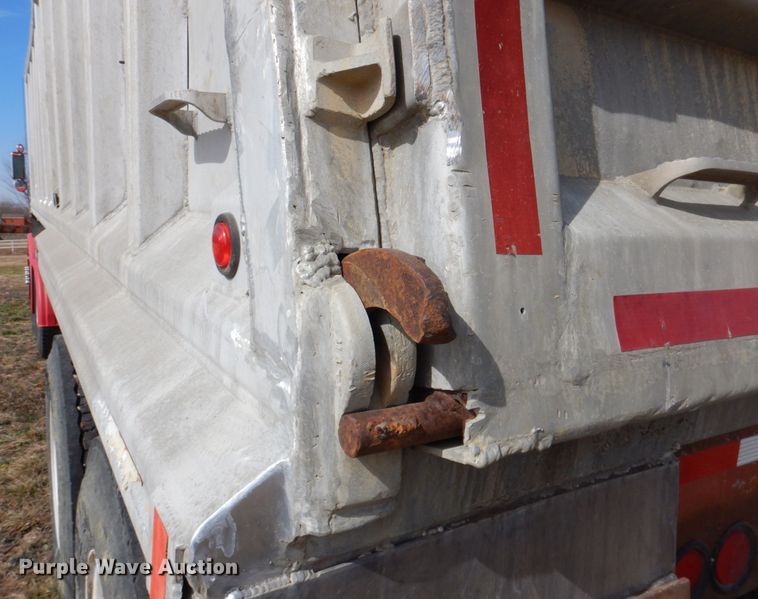 image for item DN1320 1998 Mate Inc.  end dump trailer