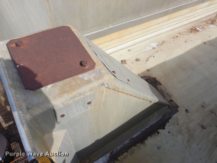 image for item DN1320 1998 Mate Inc.  end dump trailer