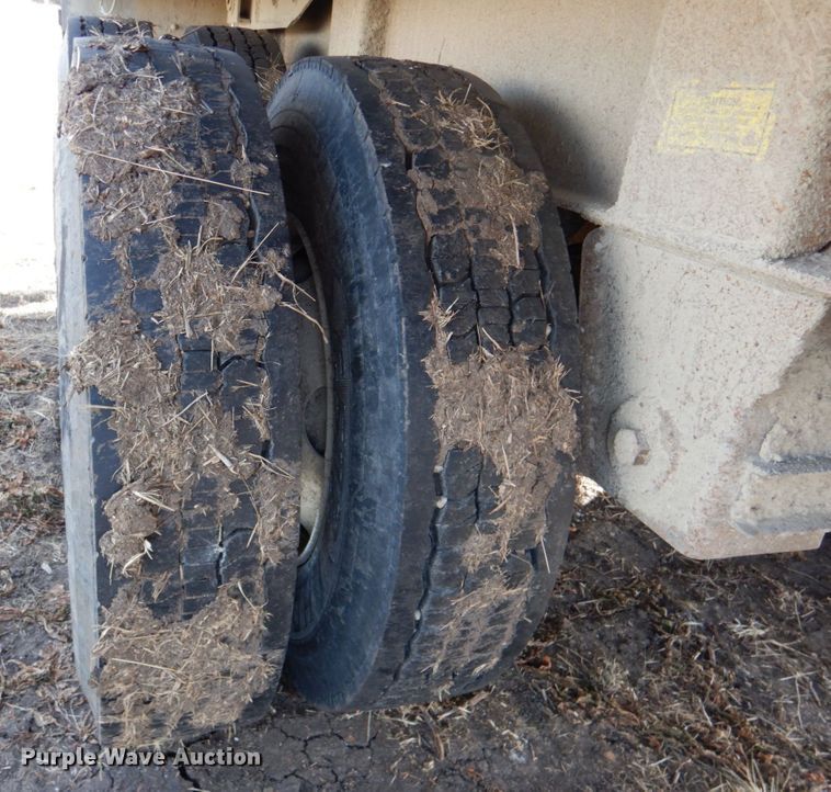 image for item DN1320 1998 Mate Inc.  end dump trailer