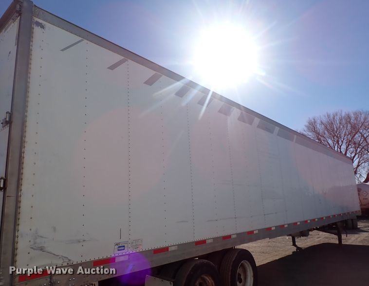 image for item DN2439 2009 Utility VS2RA  refrigerated van trailer