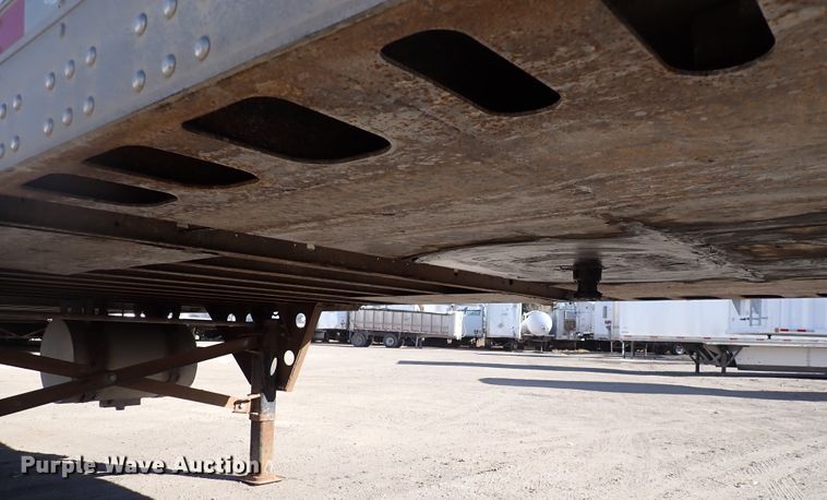 image for item DN2439 2009 Utility VS2RA  refrigerated van trailer