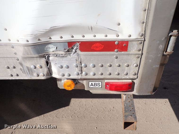 image for item DN2439 2009 Utility VS2RA  refrigerated van trailer