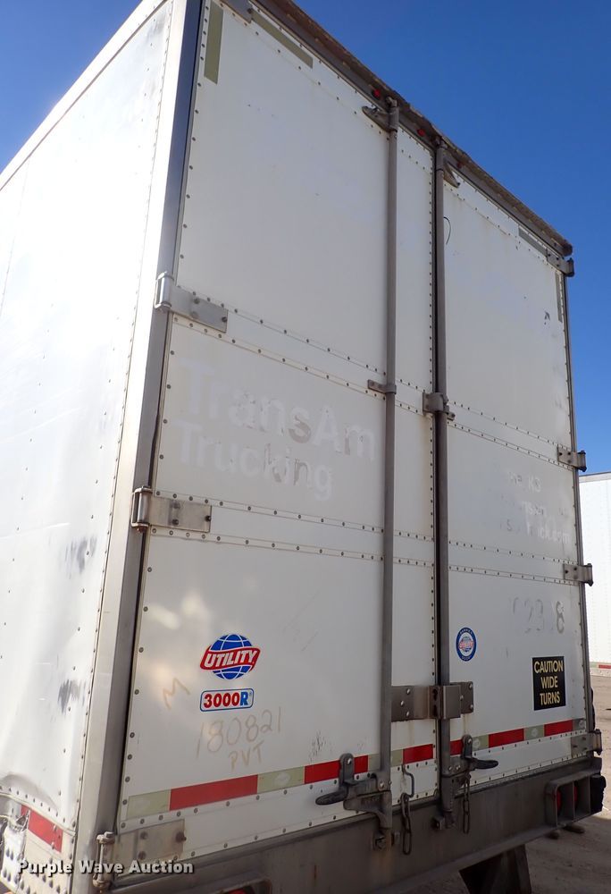 image for item DN2439 2009 Utility VS2RA  refrigerated van trailer