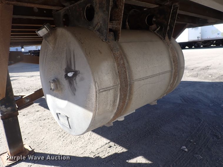 image for item DN2439 2009 Utility VS2RA  refrigerated van trailer