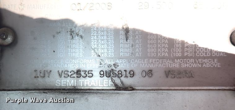 image for item DN2439 2009 Utility VS2RA  refrigerated van trailer