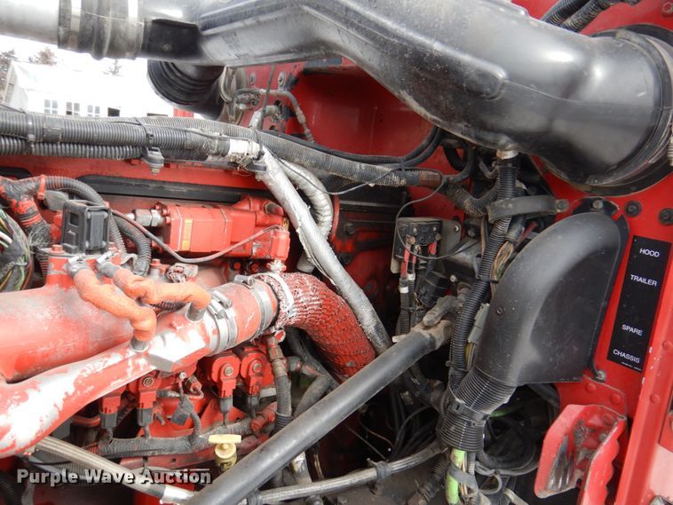 image for item DN7257 2009 Peterbilt 388  semi truck