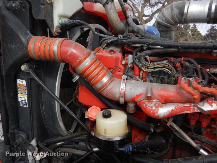 image for item DN7257 2009 Peterbilt 388  semi truck