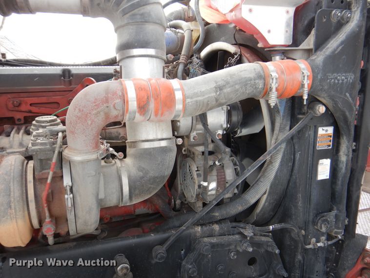 image for item DN7257 2009 Peterbilt 388  semi truck