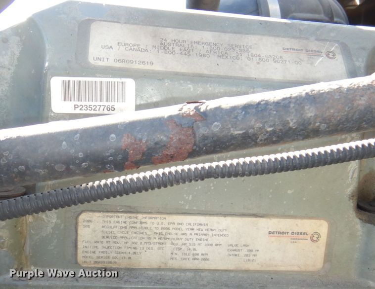 image for item DN7262 2007 Freightliner Columbia 120  semi truck