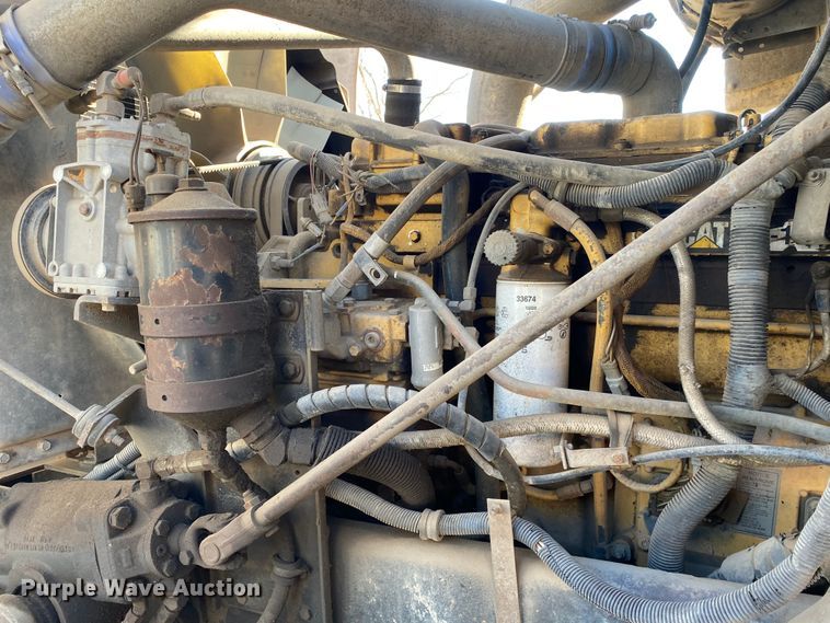 image for item IG9711 1999 International Paystar F5070  semi truck