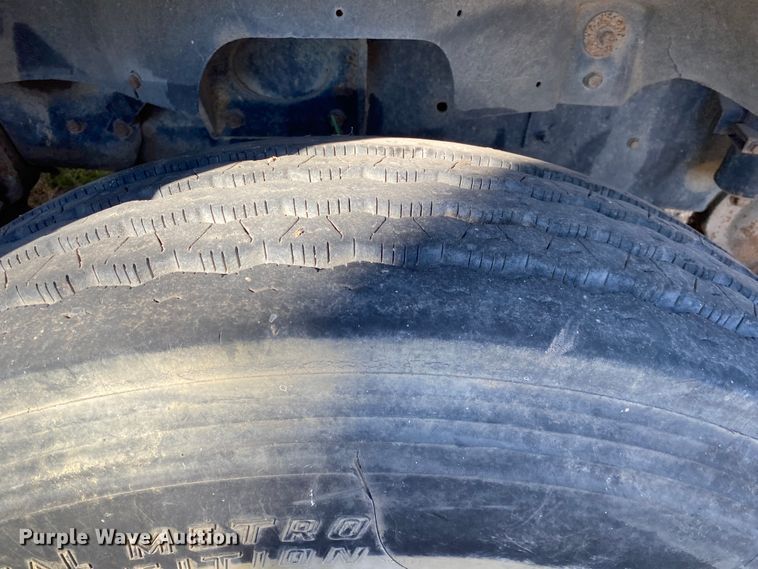 image for item IG9711 1999 International Paystar F5070  semi truck