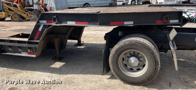 image for item IJ9717 1997 Nuttall  oilfield trailer