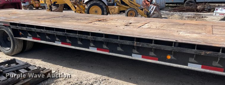 image for item IJ9717 1997 Nuttall  oilfield trailer