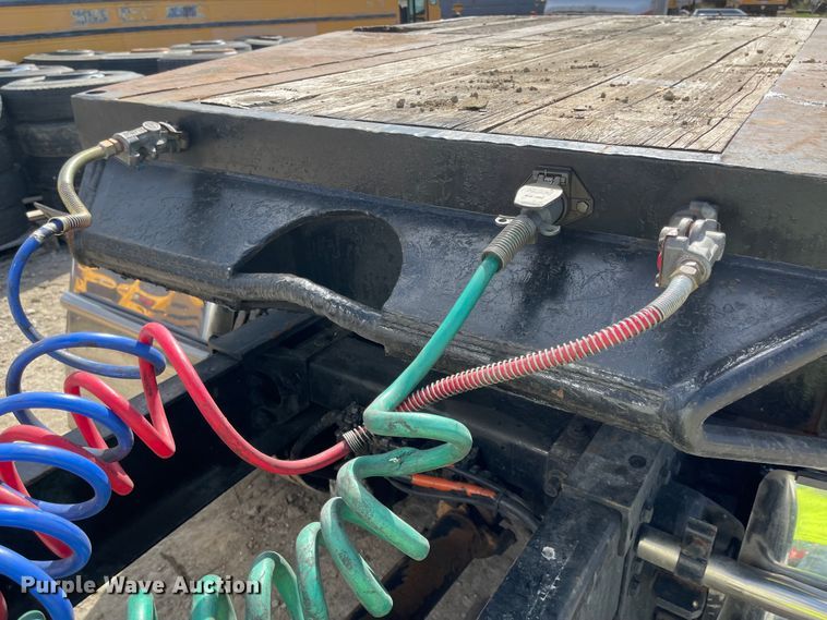 image for item IJ9717 1997 Nuttall  oilfield trailer