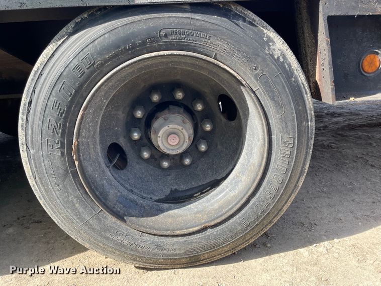 image for item IJ9717 1997 Nuttall  oilfield trailer