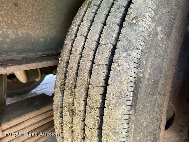 image for item IJ9717 1997 Nuttall  oilfield trailer