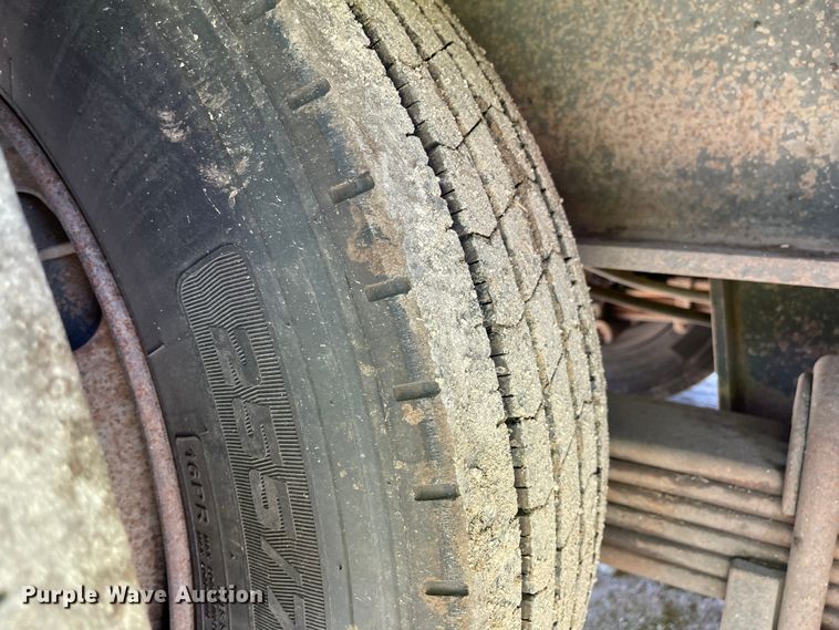 image for item IJ9717 1997 Nuttall  oilfield trailer