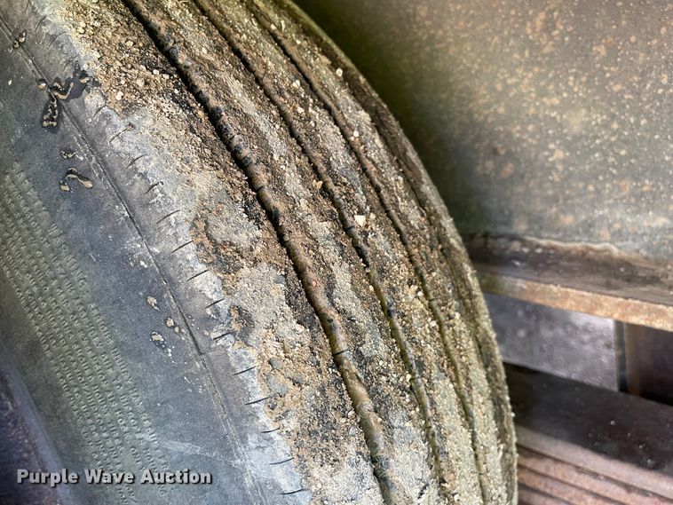 image for item IJ9717 1997 Nuttall  oilfield trailer