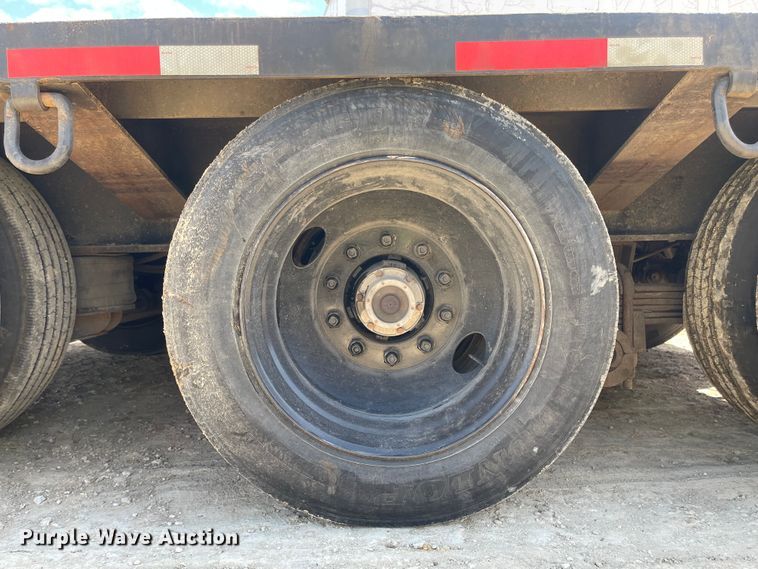 image for item IJ9717 1997 Nuttall  oilfield trailer