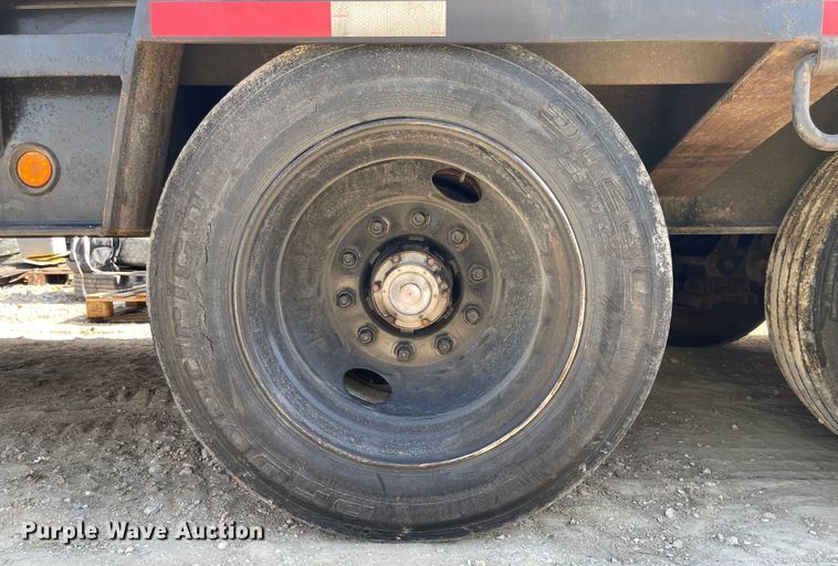 image for item IJ9717 1997 Nuttall  oilfield trailer