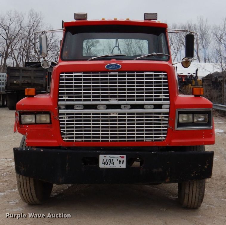 image for item IM9769 1994 Ford LTL 9000  semi truck