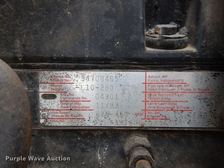 image for item IM9769 1994 Ford LTL 9000  semi truck