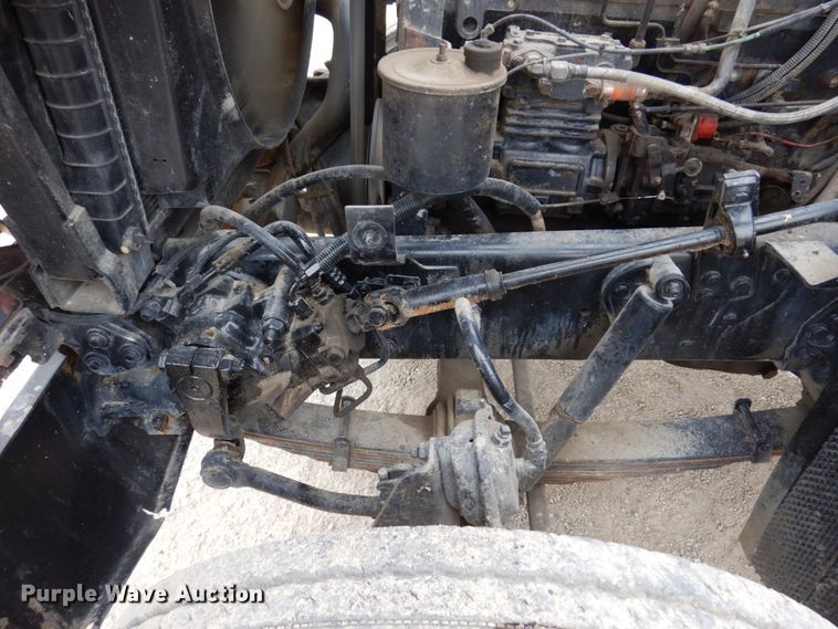 image for item IM9769 1994 Ford LTL 9000  semi truck