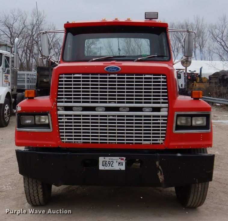 image for item IM9770 1994 Ford LTL 9000  semi truck