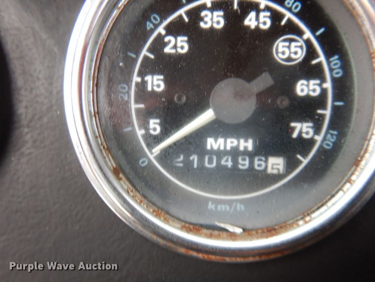 image for item IM9770 1994 Ford LTL 9000  semi truck