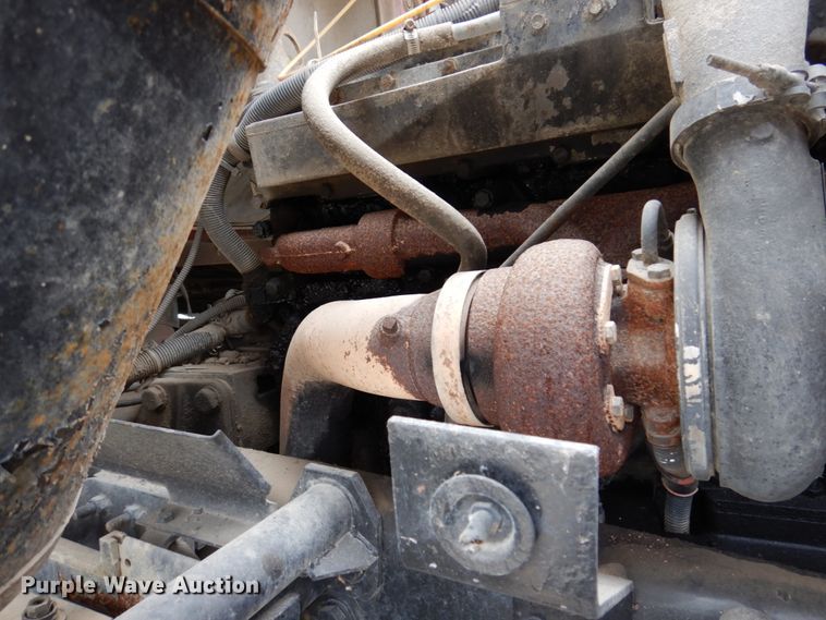 image for item IM9770 1994 Ford LTL 9000  semi truck