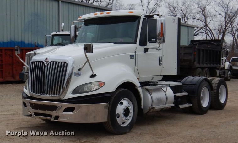 image for item IM9773 2012 International ProStar  semi truck