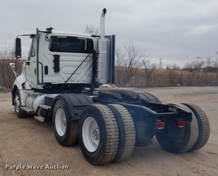 image for item IM9773 2012 International ProStar  semi truck