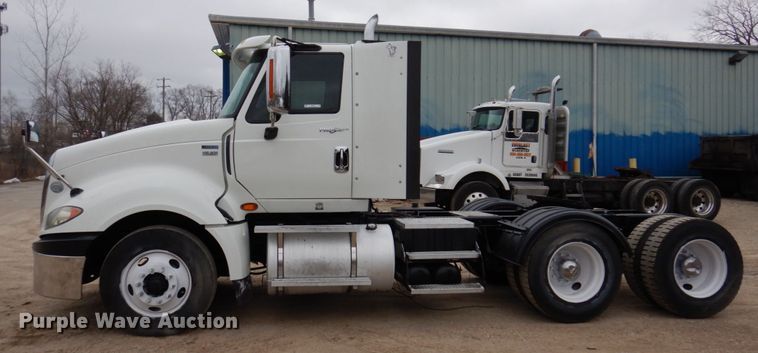 image for item IM9773 2012 International ProStar  semi truck