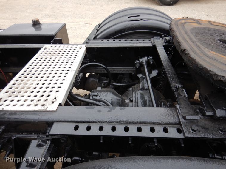 image for item IM9773 2012 International ProStar  semi truck