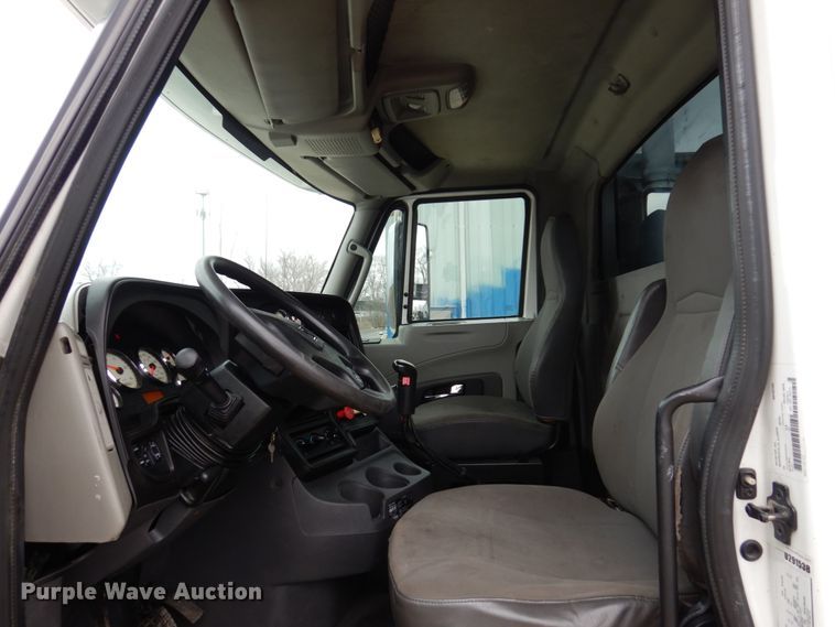 image for item IM9773 2012 International ProStar  semi truck