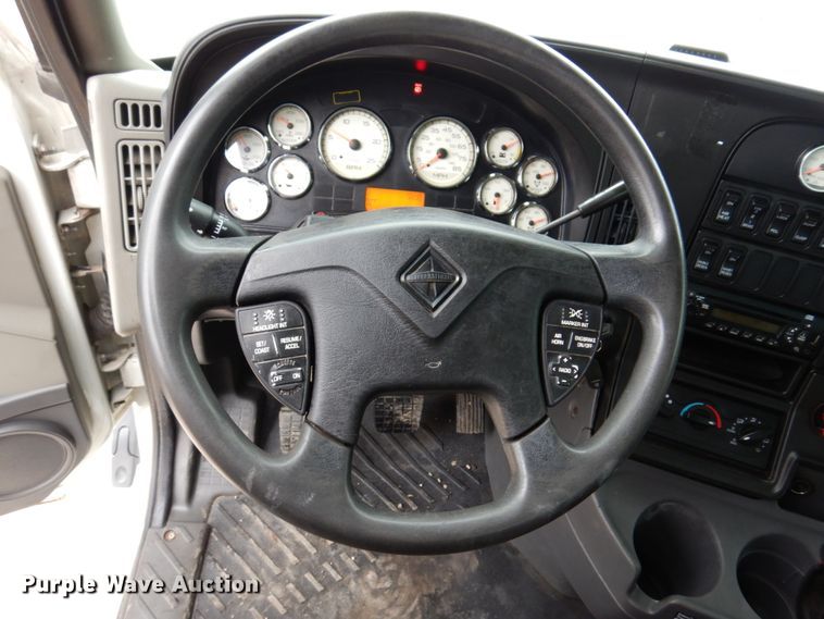 image for item IM9773 2012 International ProStar  semi truck