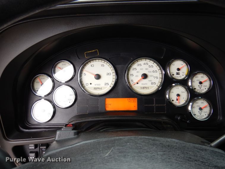 image for item IM9773 2012 International ProStar  semi truck