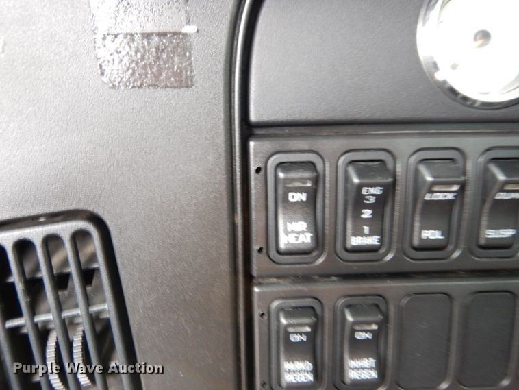 image for item IM9773 2012 International ProStar  semi truck