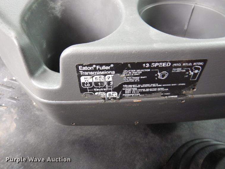 image for item IM9773 2012 International ProStar  semi truck