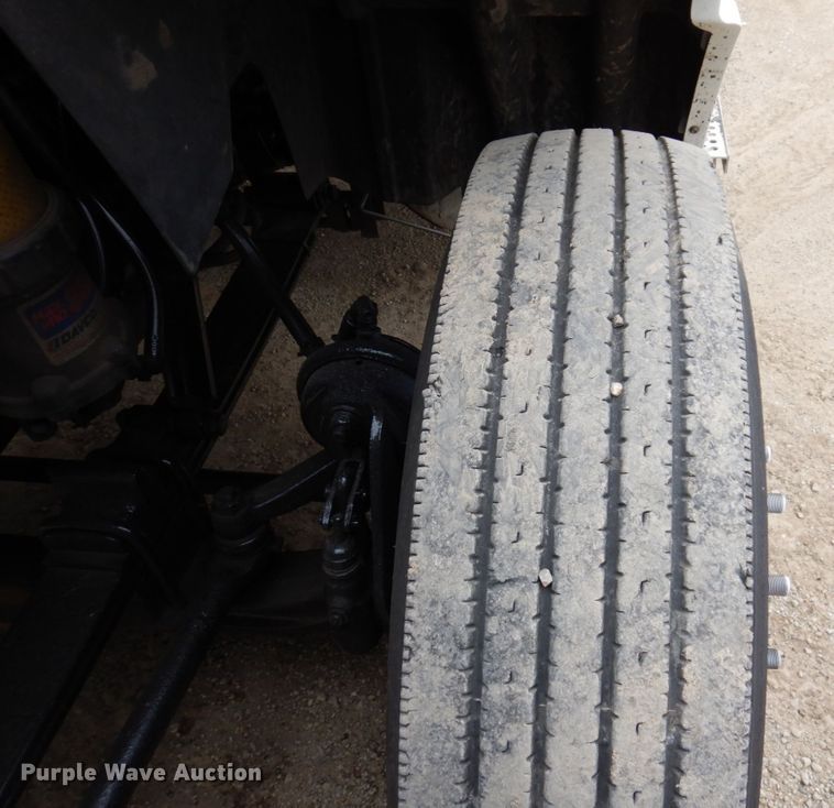 image for item IM9773 2012 International ProStar  semi truck