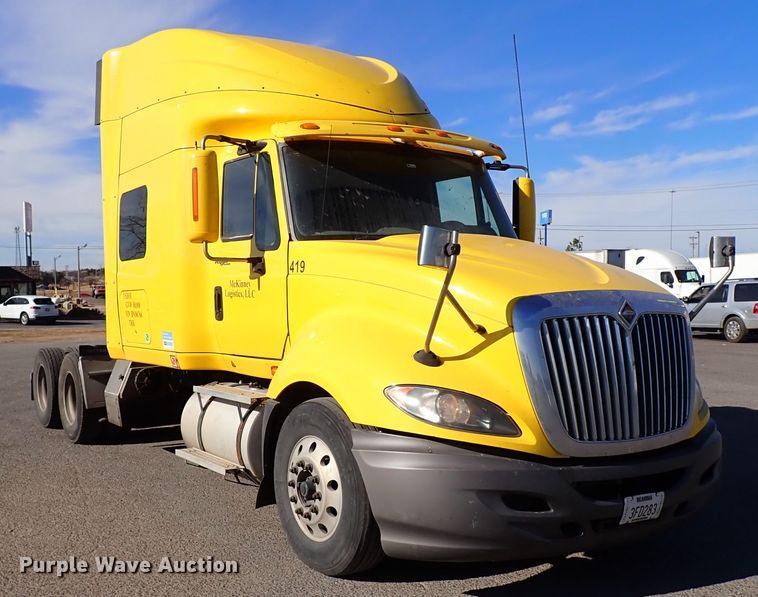 image for item IS9326 2011 International ProStar  semi truck