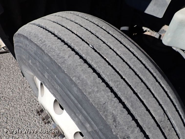 image for item IS9326 2011 International ProStar  semi truck