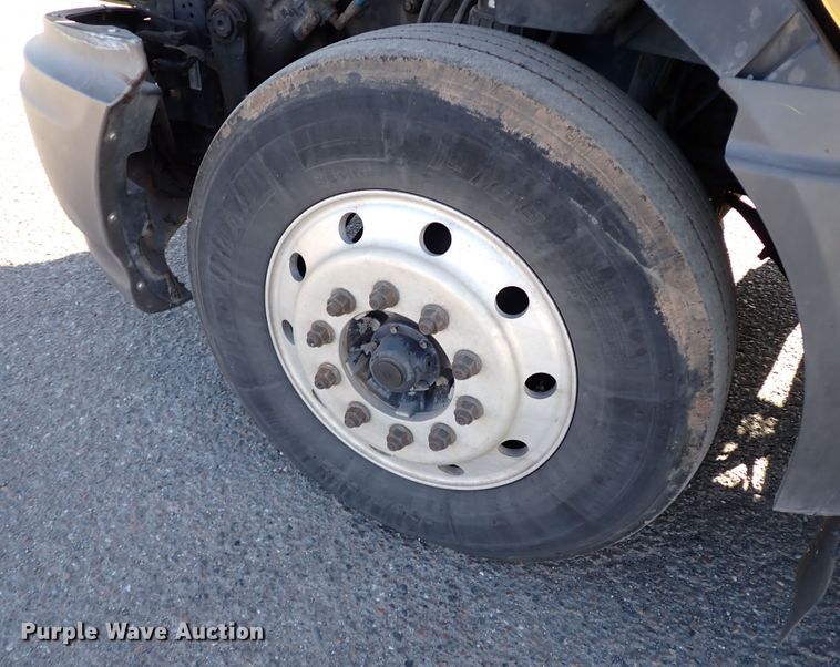 image for item IS9326 2011 International ProStar  semi truck