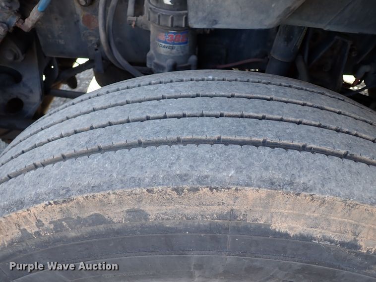 image for item IS9326 2011 International ProStar  semi truck