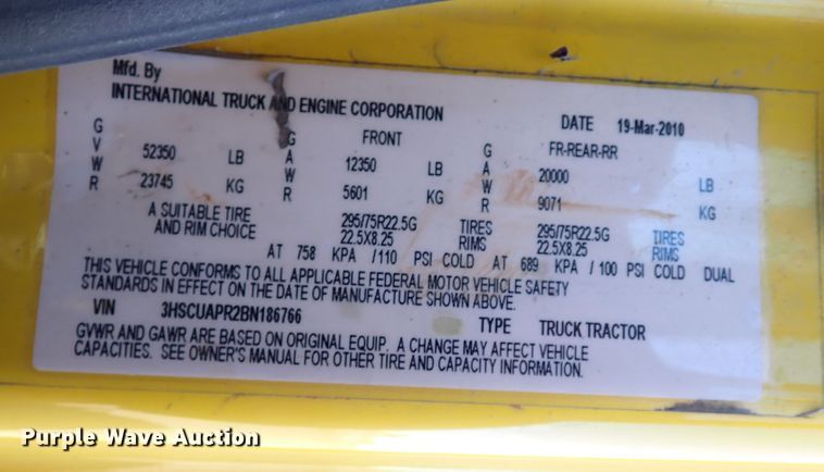 image for item IS9326 2011 International ProStar  semi truck