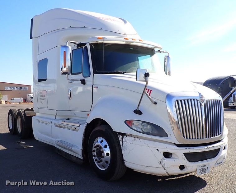 image for item IS9327 2012 International ProStar  semi truck