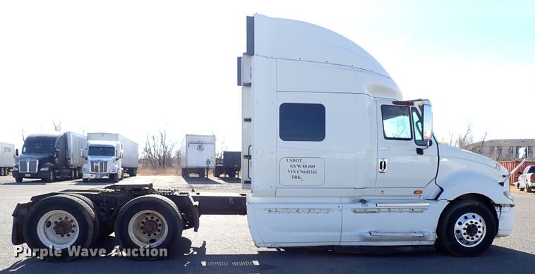 image for item IS9327 2012 International ProStar  semi truck