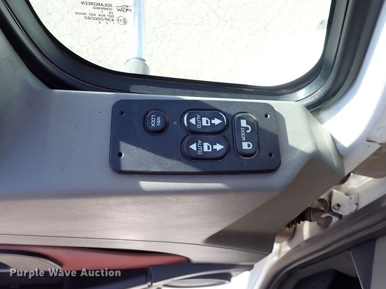 image for item IS9327 2012 International ProStar  semi truck