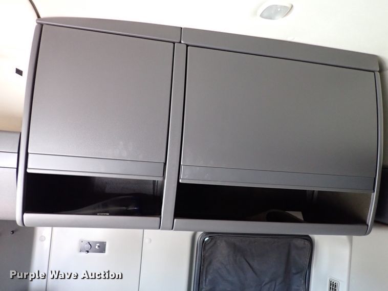 image for item IS9327 2012 International ProStar  semi truck