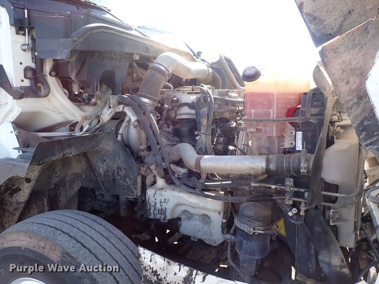 image for item IS9327 2012 International ProStar  semi truck